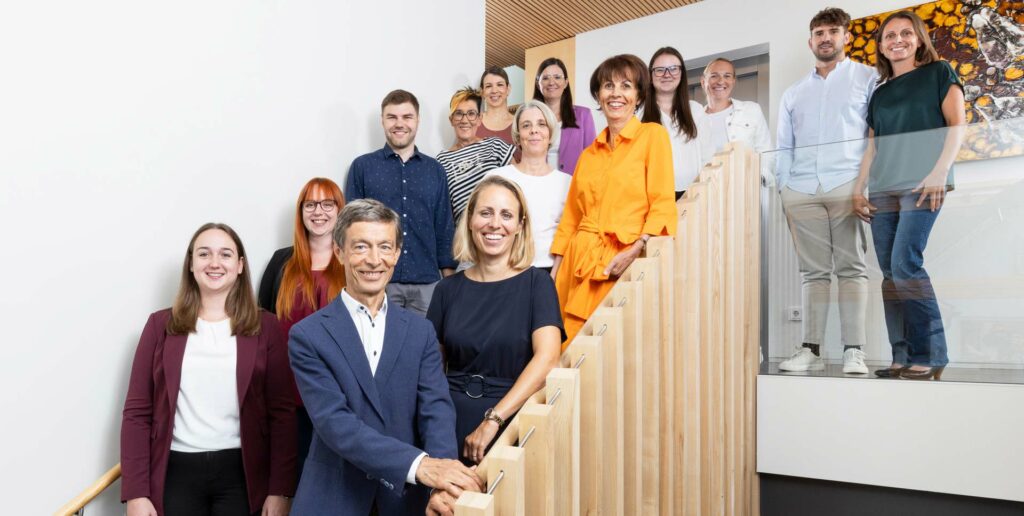 Gruppenfoto des Teams von Bischof-Fuchs